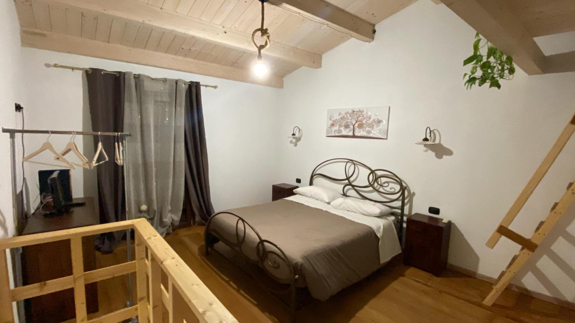 Guest House Tzia Udroni Ossi Exterior foto